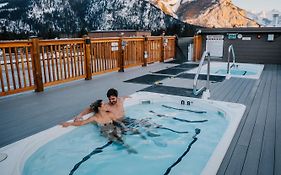 Basecamp Suites Banff
